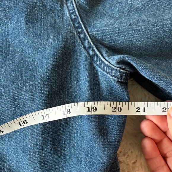 Eddie Bauer Denim Jacket with Embroidered Needlepoint of Springtime Scene - Picture 8 of 9